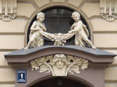 Hauseingang in Riga. Foto: Annekathrin Rauschenbach